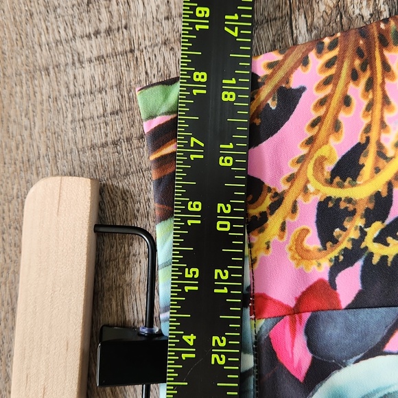 Fashion Nova LUXE 
Multicolor Floral Blazer & Suit Set - Picture 13 of 16